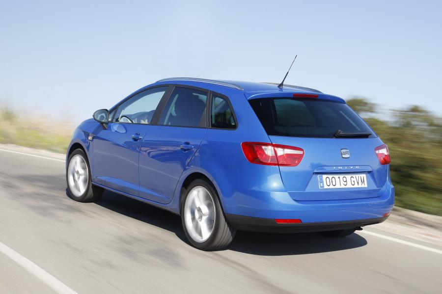  Seat Ibiza ST 2010 года  (фото 18 из 102)